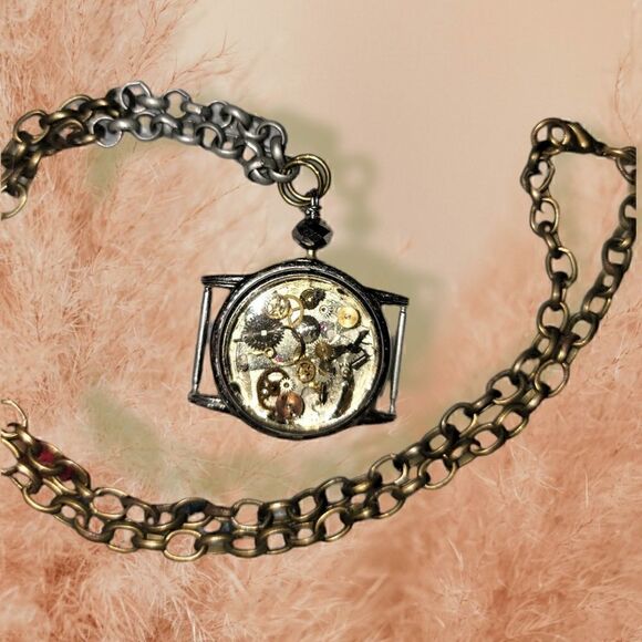 Vintage Watch Parts Resin Necklace (N42) - Picture 2 of 4